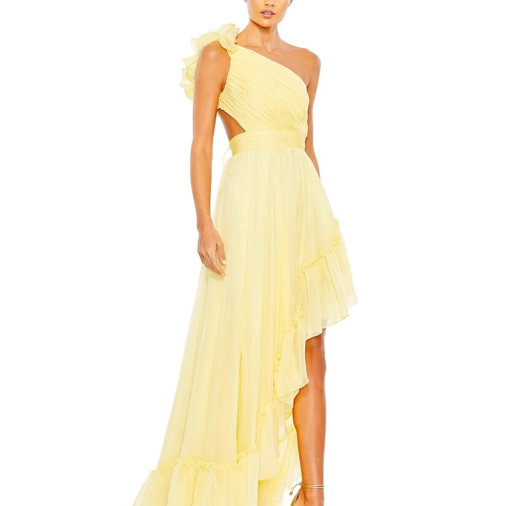 NWT Mac Duggal Yellow One-Shoulder Gown. Size 10